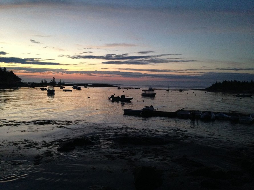 Sunrise in the harbor-Newagen.